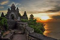     . 

:	pura-luhur-uluwatu-bali4.jpg 
:	63 
:	208.6  
:	101782